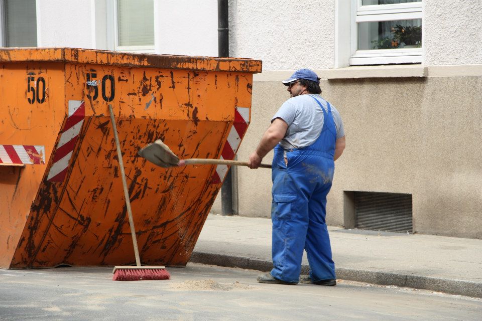 394230_597214660296179_1264173636_n